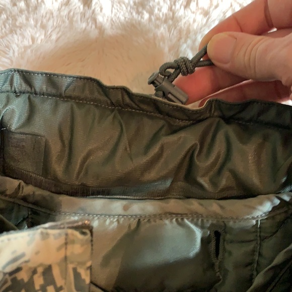 Military issue Gortex Cold WeatherJacket,Large hunting,fishing,water resistant - Picture 3 of 7
